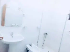 Zahra Apartments - Bathroom