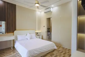 Celestia Hue Villa - Room