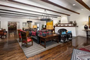 The Wigwam - Lobby-lounge