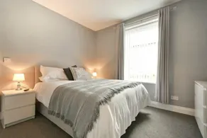 Hillcrest - Camera