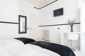 Gran Via 63 Rooms - Room