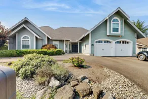 Plummer Lakefront Home: Fish & Kayak - Innvendig