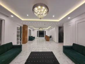 Hotel Luxe Vista Dalhousie By Snow Crest - Lobby