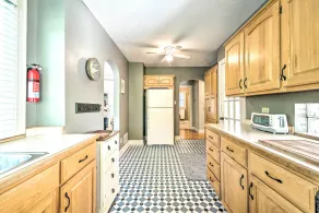 Idyllic Springfield Haven w/ Screened Porch! - Innenbereich