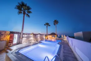 Soleil Rooms and Suites - Restaurant