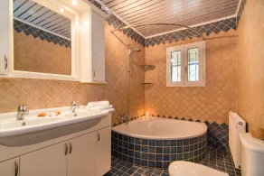 Villa Nina - Bathroom