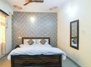 Hotel Golden Village Sidcul Haridwar - Chambre