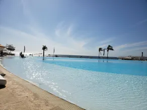 Aria Ocean Beachfront Condos - Pool