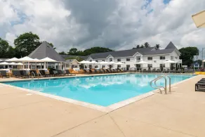 Driftaway Hotel and Pool - Pool
