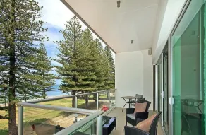 Breeze Beachfront Apartment nr 1 - Rum