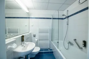 Landhotel Kauzenberg - Bathroom