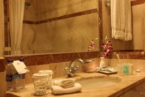 Grand Palace Hotel - Bathroom