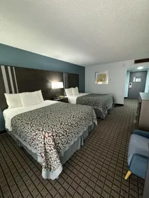Rockfalls Inn & Suite - Zimmer