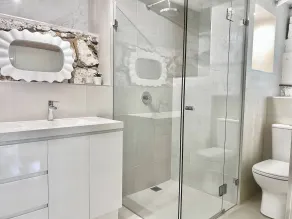 Prime Location Unit AC And Parking - Casa de banho