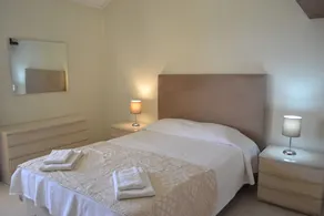 Marina Plaza - Apartments - Chambre