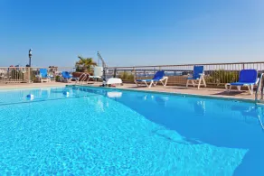 Holiday Inn Charleston-Riverview by IHG - Basseng