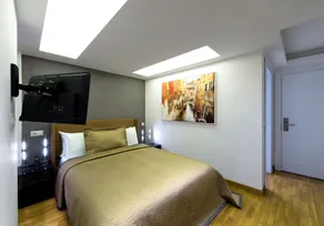 The Place Suit & Apartments - Room