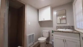 Sherwood Arms Motel - Baño