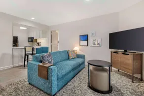 Sonesta ES Suites Chatsworth - Chambre