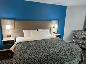 Baymont by Wyndham Manistee - Chambre