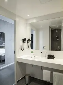 Four Points Flex by Sheraton Aalborg - Bathroom