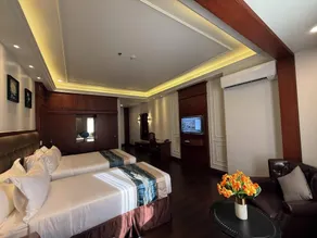 Madison Crown Hotel - Room