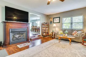 12 Mi to Indianapolis Motor Speedway: Home w/ Deck - Interiør