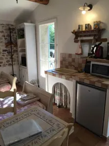 \"Independent Guest House adjacente a um mas francês '' - Cozinha americana privada