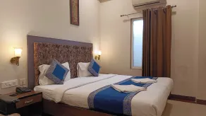 HVH Kashi Vishwanath - Room