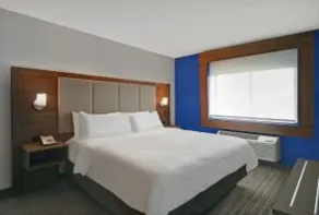 Holiday Inn Express & Suites - Detroit - Dearborn by IHG - Rom