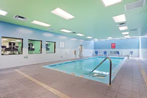  Holiday Inn Express Hauppauge-Long Island - Piscine