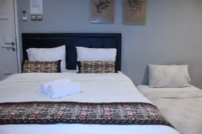 Manggolo Homestay Syariah - Zimmer