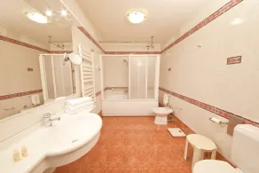Hotel Excelsior - Bad