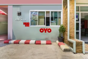 OYO 762 Chompoo - Reception