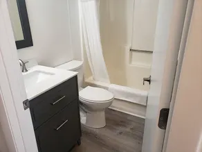 Main Street Motel - Bathroom