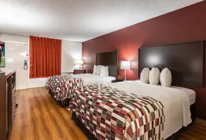 Red Roof Inn Forsyth - Zimmer