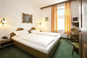 Hotel Hahn - Room