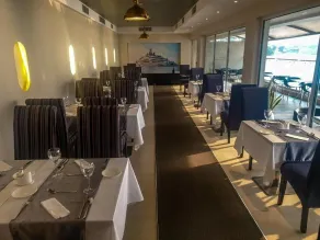 The Yacht Hotel - Restaurant