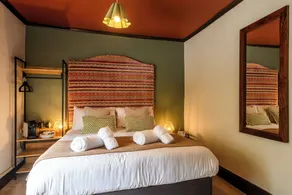 The Crown Hotel - Rum