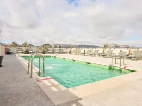 Ibis Styles Madrid Airport Valdebebas - Piscine