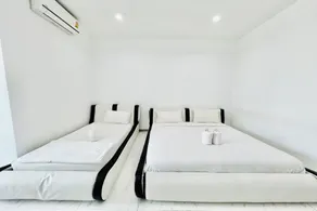 Parichat Bandung Hotel - Room
