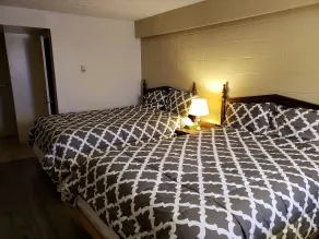 Caravan Motel - Chambre