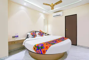 Fabhotel Dolphin Residency - Chambre