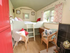 Sweet Briar Shepherds Hut - Zimmer