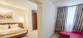 Bavaria Blu Hotel and Conference Centre - Room