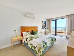 Blue Emerald Villa - Heated Pool - Room