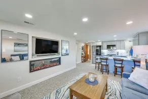 20 Mi to Pittsburgh: Natrona Heights Apt - Interiør