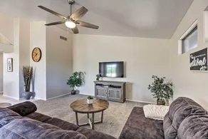 Oro Valley Home w/ Hot Tub & Mountain Views! - Intérieur