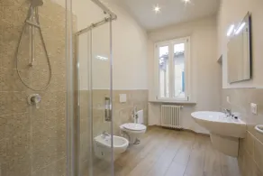 Regis Condo - Badezimmer