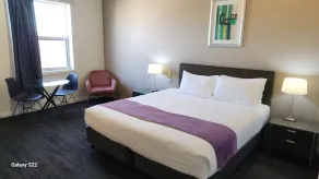 The Grand Motel - Room